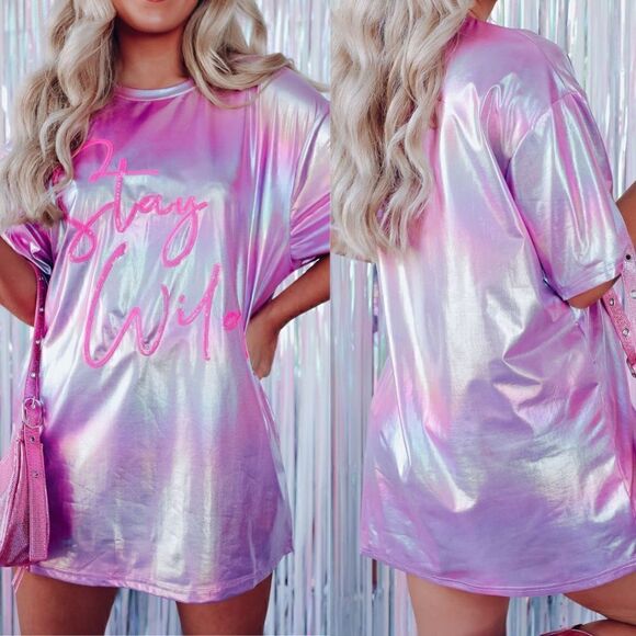 Stay Wild Oversized T-Shirt - Picture 1 of 4